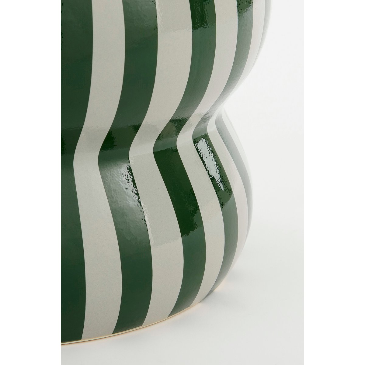 Skipper Beistelltisch – H40 x Ø35 cm – Keramik – Grün
