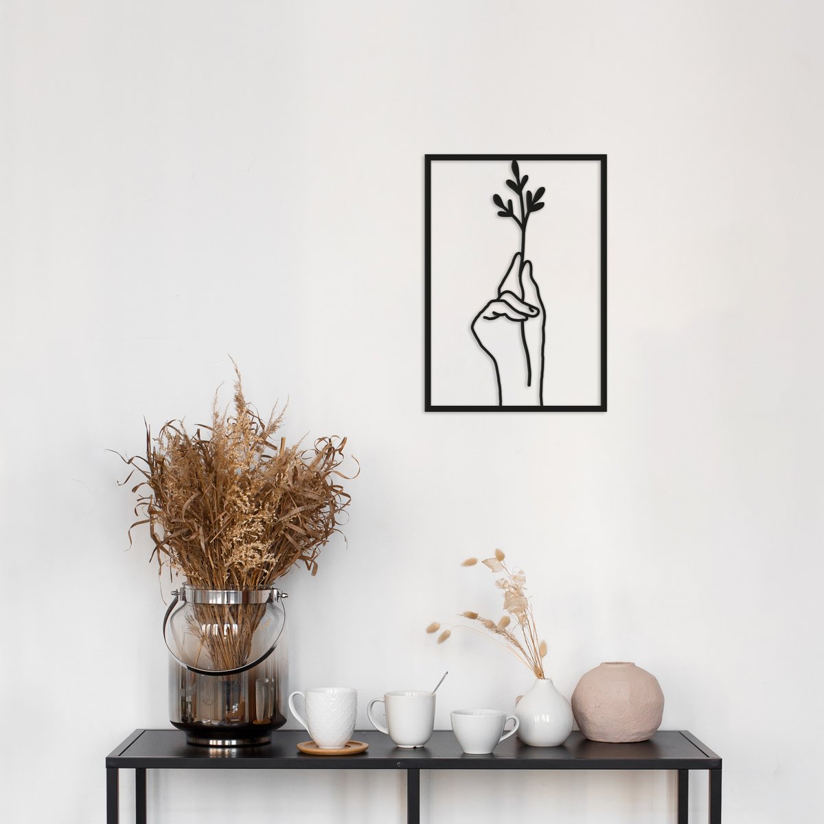 FRAMED  |  Hold it  |  A4
