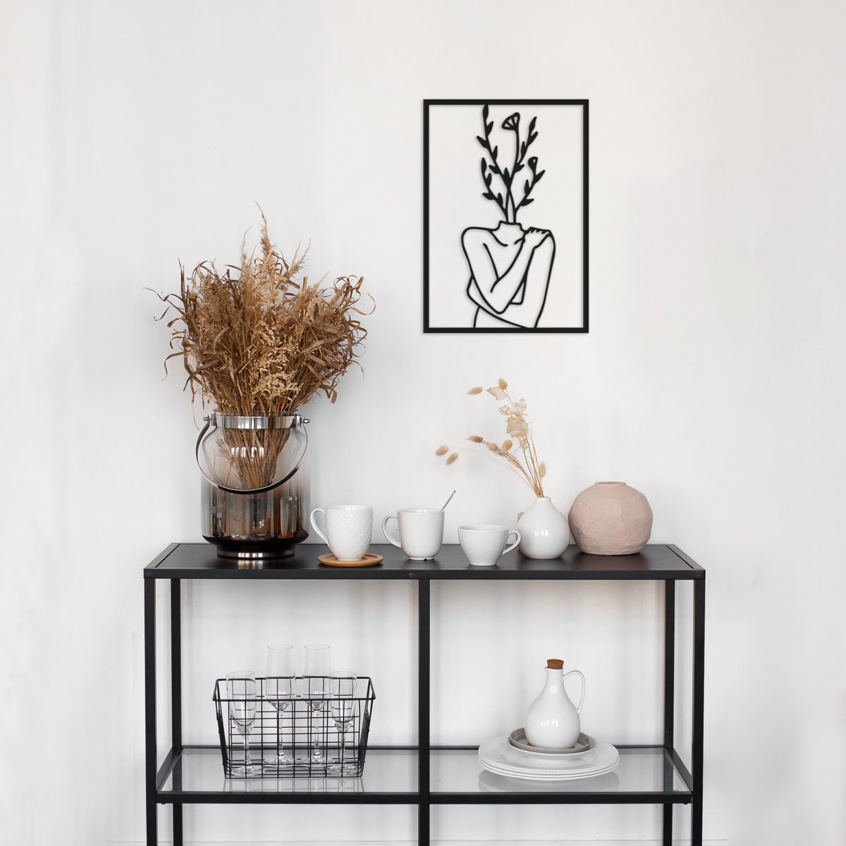 FRAMED  |  Hold me  |  A4